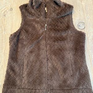 Sport Haley M Brown Faux Fur Vest